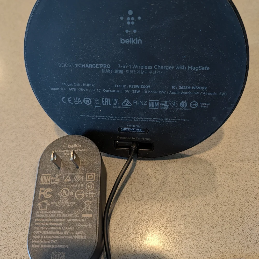 Belkin Black & White 3-in-1 MagSafe Wireless Charging Stand